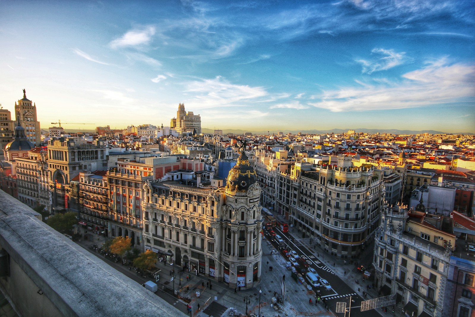 İspanya Gezi Rehberi - Madrid, Barselona ve Sevilla