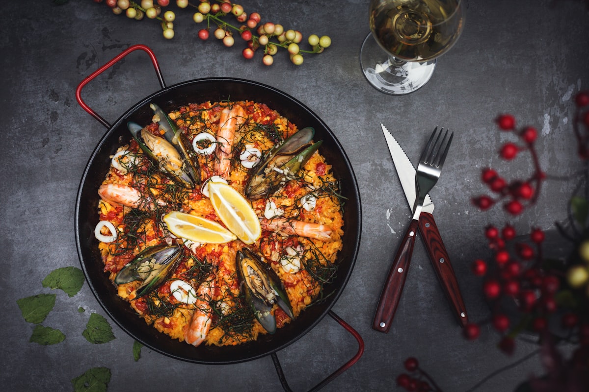 İspanya Gurme Tapas & Yemek Rehberi: Şehir Şehir En İyi Lezzetler, Helal ve Vejetaryen Seçenekler